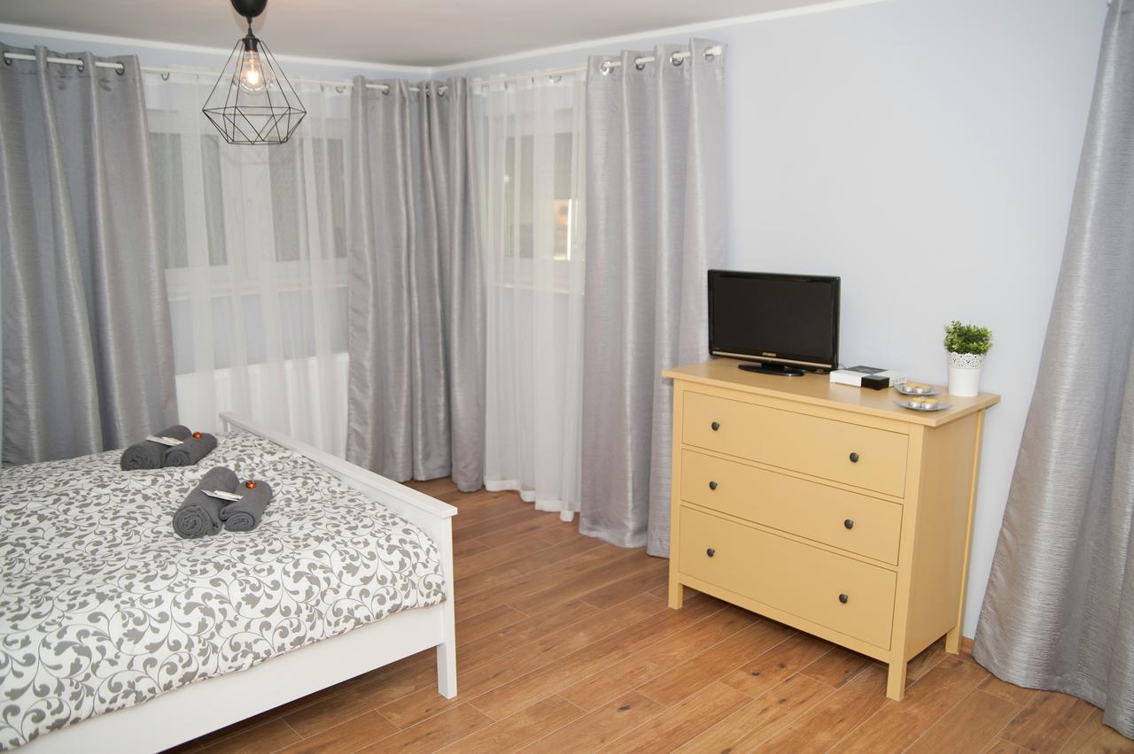 Hostel Grey House *
